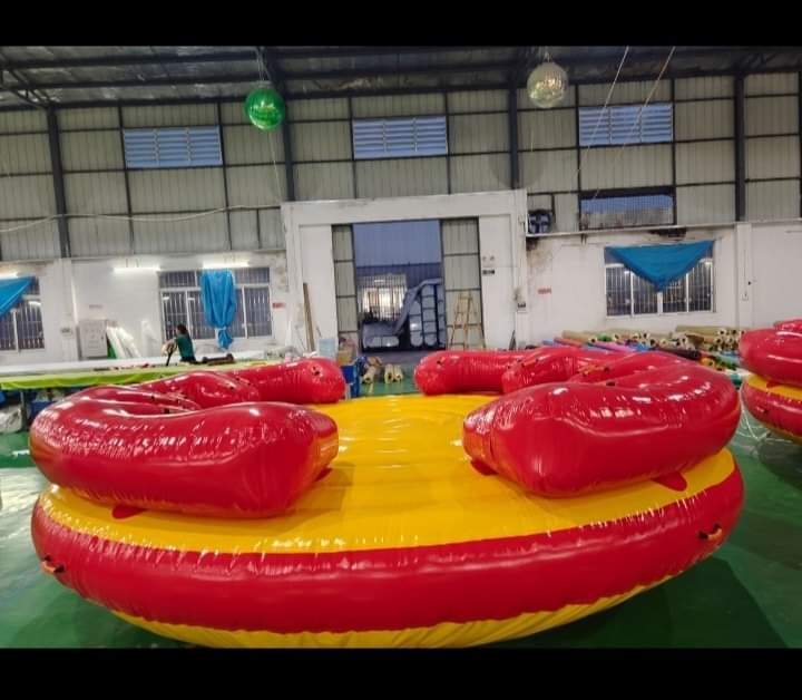 Torbellino Inflable para 8 Personas color Rojo y Verde - Gravital - Imagen 4